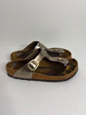 Birkenstock Sandals Womens 39 US 8 Gold Gizeh Thong Vegan Faux Leather Metallic